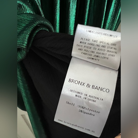 Bronx and Banco XL Zoe Emerald Green Gown *No Belt